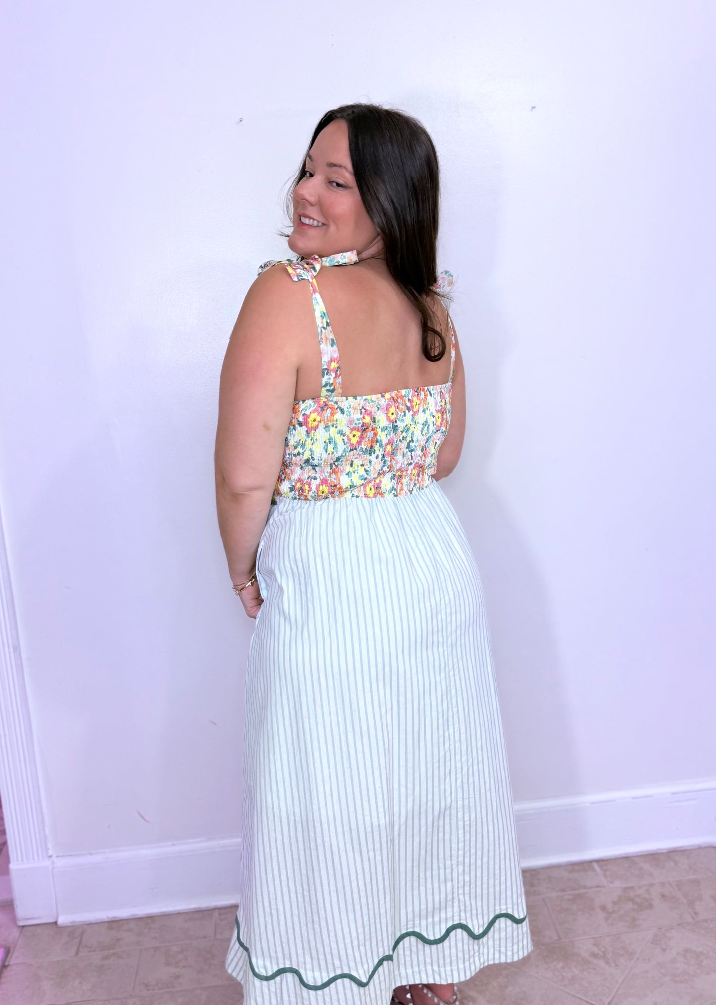 Sweet Pea Midi Dress