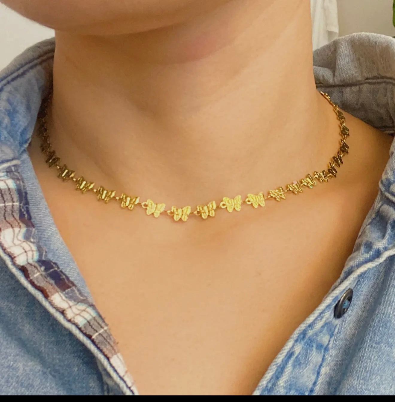 Linked Butterflies Necklace – Pastel Gold Reversible Chain