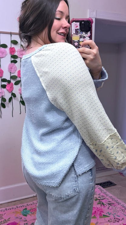 Blue Floral Raglan Knit Top | Casual Colorblock Long Sleeve