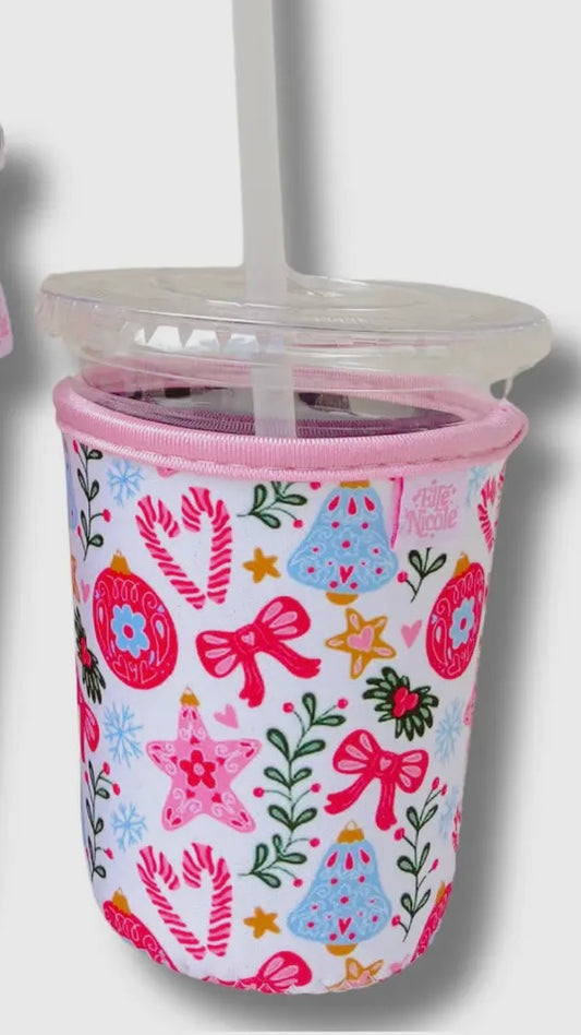 Vintage Christmas Iced Coffee Sleeve – Reusable Cup Cover for 16oz Cold Drinks