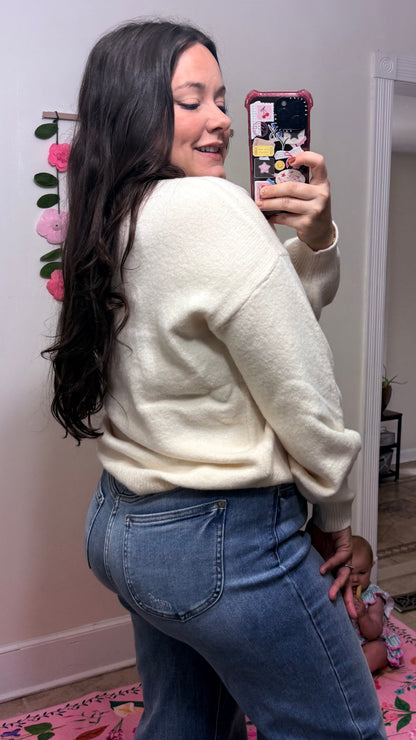 Teddy Love Knit Sweater – Cream Bear Pullover with Blue Ribbon Detail